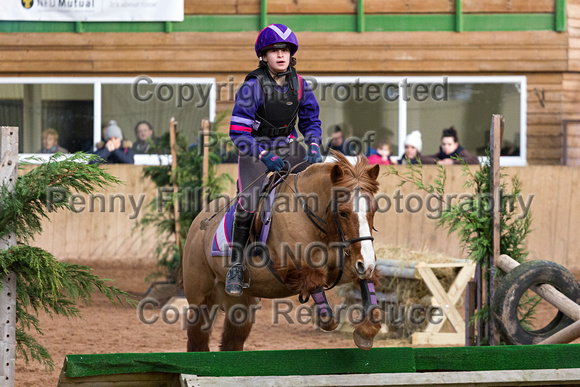 Trent_Valley_Equestrian_Indoor_XC_Class_Two_18th_Jan_2015_007