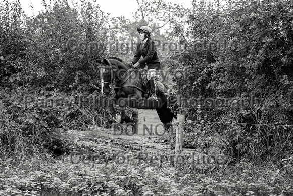 South_Notts_Hoveringham_B&W_28th_Oct_2021_277