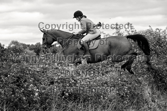 South_Notts_Hoveringham_B&W_28th_Oct_2021_459