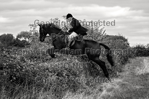 South_Notts_Hoveringham_B&W_28th_Oct_2021_398