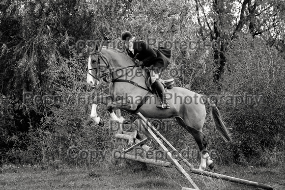 South_Notts_Hoveringham_B&W_28th_Oct_2021_710