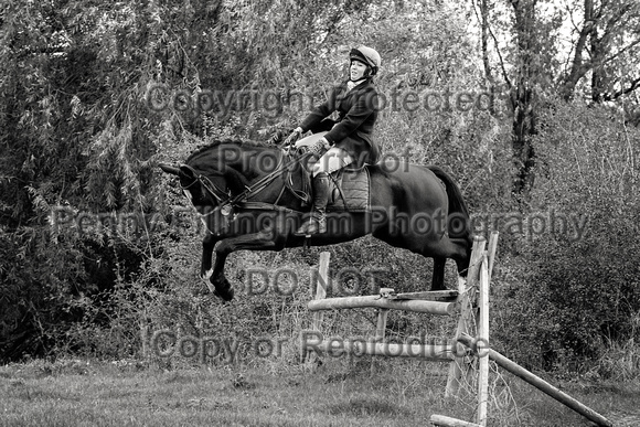 South_Notts_Hoveringham_B&W_28th_Oct_2021_682