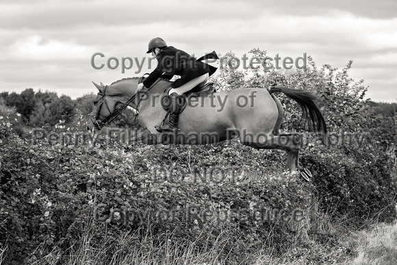 South_Notts_Hoveringham_B&W_28th_Oct_2021_373