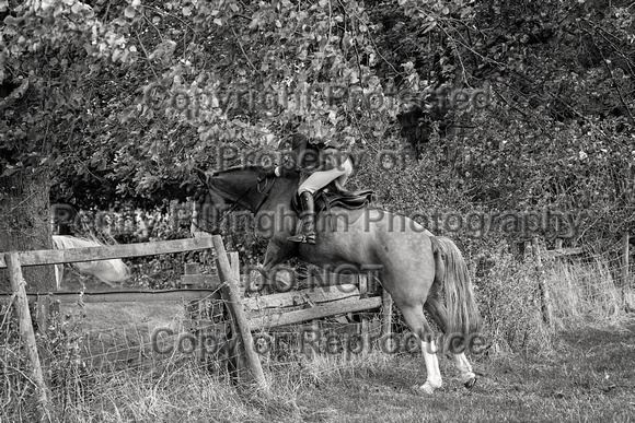 South_Notts_Hoveringham_B&W_28th_Oct_2021_345