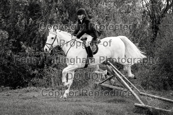 South_Notts_Hoveringham_B&W_28th_Oct_2021_752