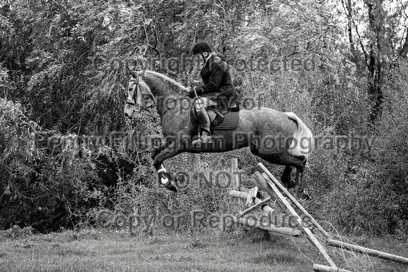 South_Notts_Hoveringham_B&W_28th_Oct_2021_689