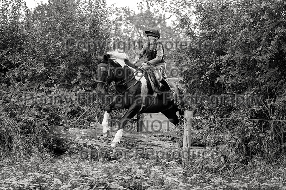 South_Notts_Hoveringham_B&W_28th_Oct_2021_270