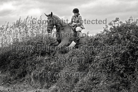 South_Notts_Hoveringham_B&W_28th_Oct_2021_500