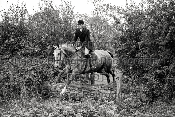 South_Notts_Hoveringham_B&W_28th_Oct_2021_230