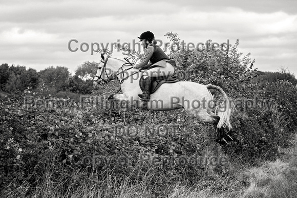 South_Notts_Hoveringham_B&W_28th_Oct_2021_393