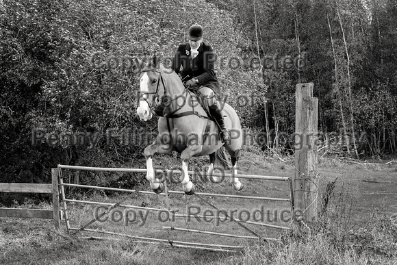 South_Notts_Hoveringham_B&W_28th_Oct_2021_855