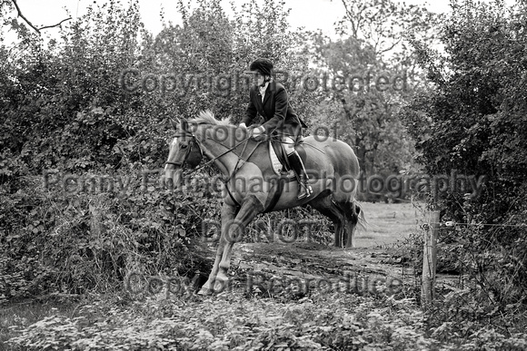 South_Notts_Hoveringham_B&W_28th_Oct_2021_305