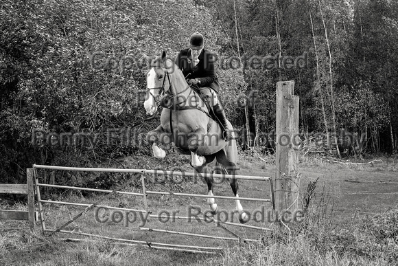 South_Notts_Hoveringham_B&W_28th_Oct_2021_854