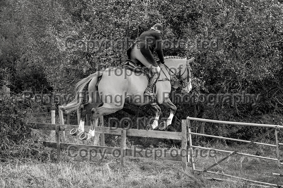 South_Notts_Hoveringham_B&W_28th_Oct_2021_853