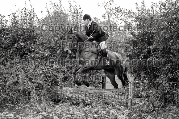 South_Notts_Hoveringham_B&W_28th_Oct_2021_254
