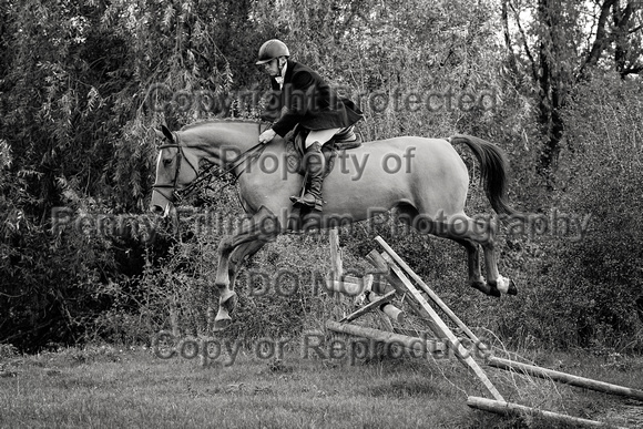 South_Notts_Hoveringham_B&W_28th_Oct_2021_708