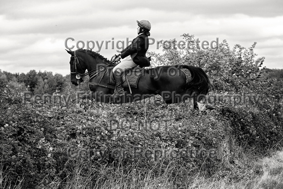 South_Notts_Hoveringham_B&W_28th_Oct_2021_408