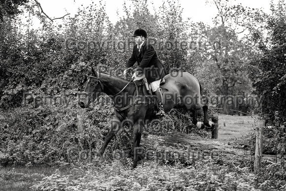 South_Notts_Hoveringham_B&W_28th_Oct_2021_261