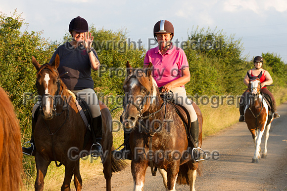 Grove_and_Rufford_Ride_Lower_Hexgreave_1st_July_2014.273