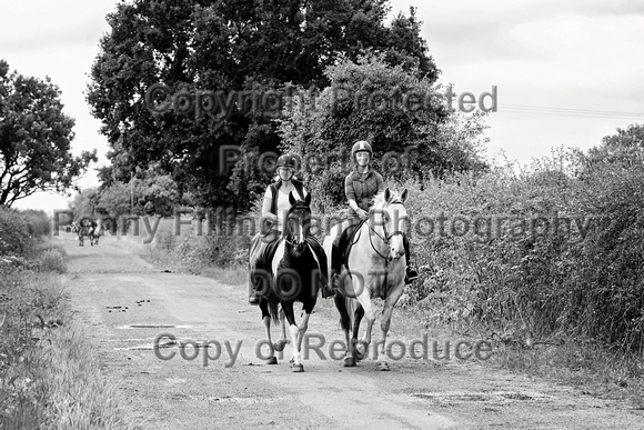 Grove_and_Rufford_Ride_Westwoodside_31st_July_2022_696