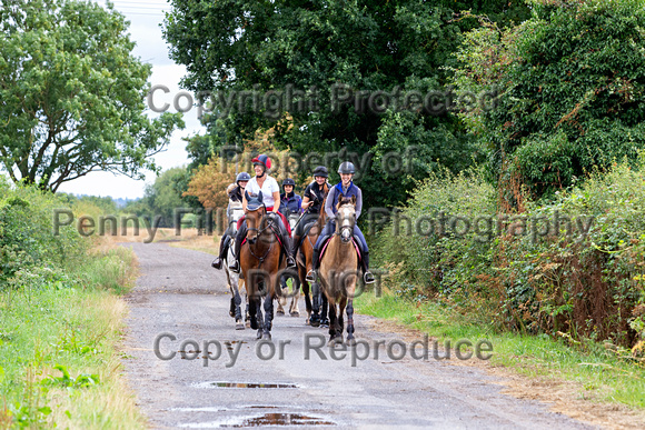 Grove_and_Rufford_Ride_Westwoodside_31st_July_2022_748