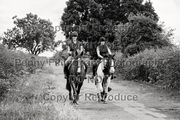 Grove_and_Rufford_Ride_Westwoodside_31st_July_2022_668