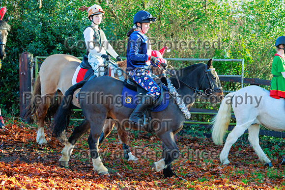 Grove_and_Rufford_Christmas_Ride_Edwinstowe_14th_Dec _2024_0006