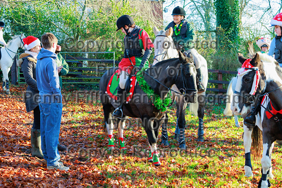 Grove_and_Rufford_Christmas_Ride_Edwinstowe_14th_Dec _2024_0003